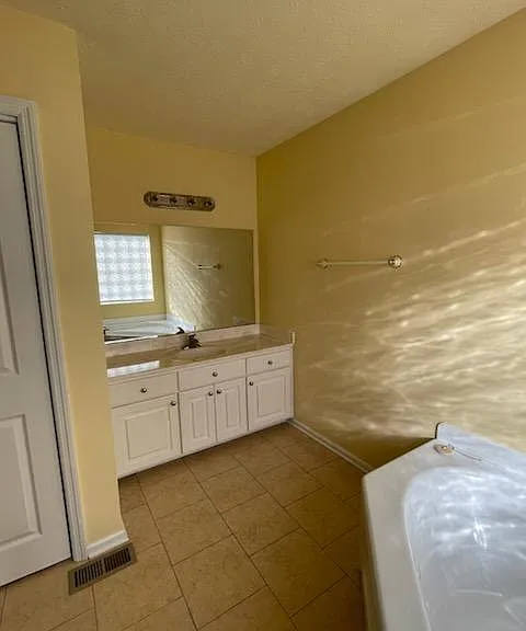 2520 Highway 48N — Photo 10