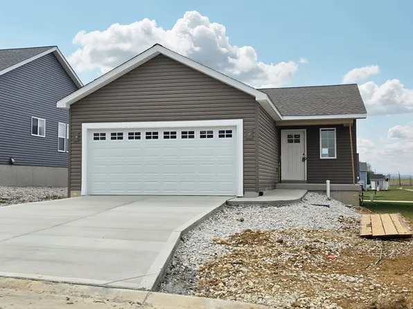 1652 Driftwood Ln, Moscow Mills, MO 63362