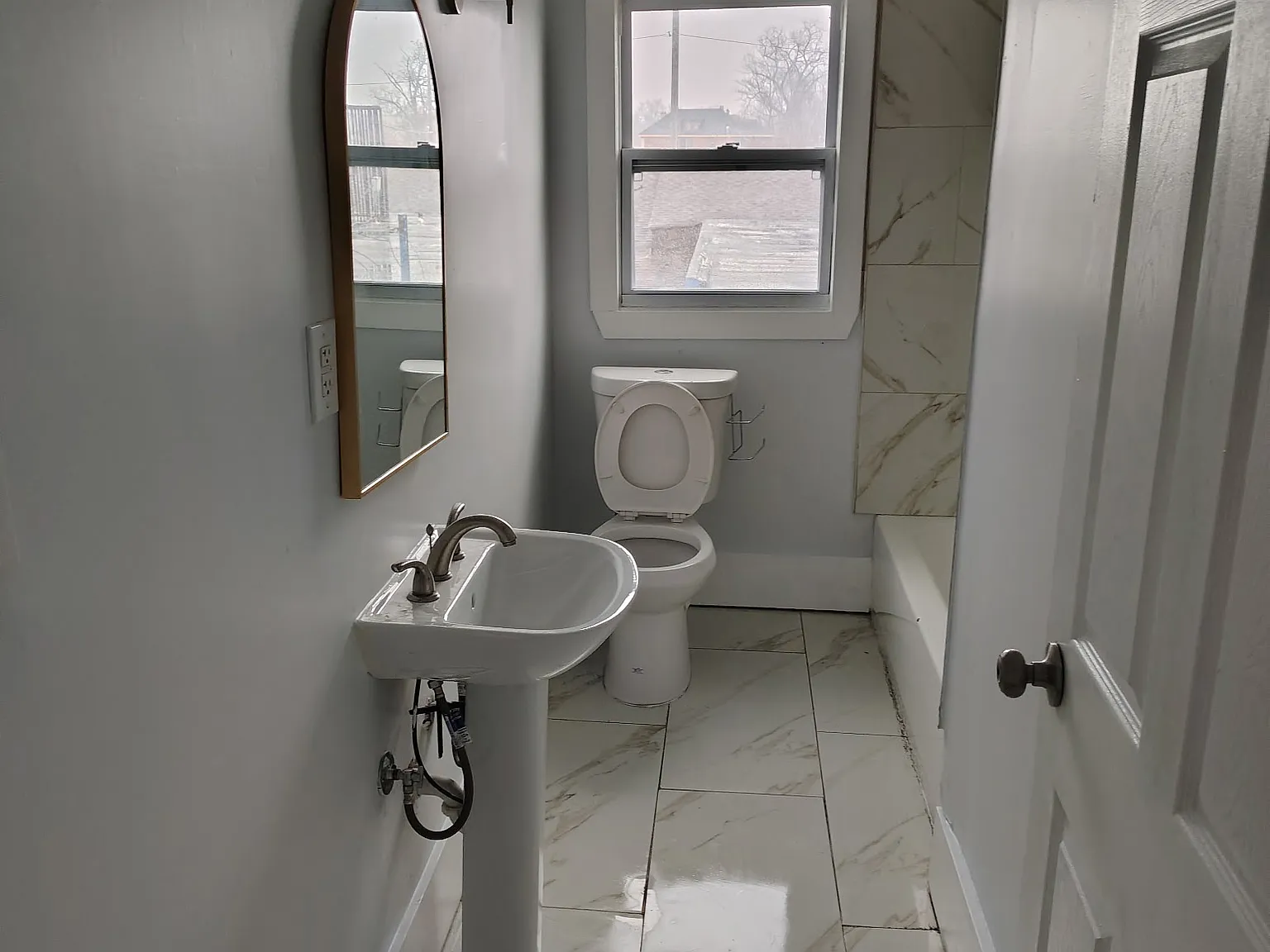 2 bed, $1,170 — Photo 2