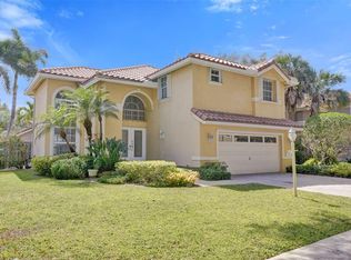 11064 Bismarck Pl, Hollywood, FL 33026