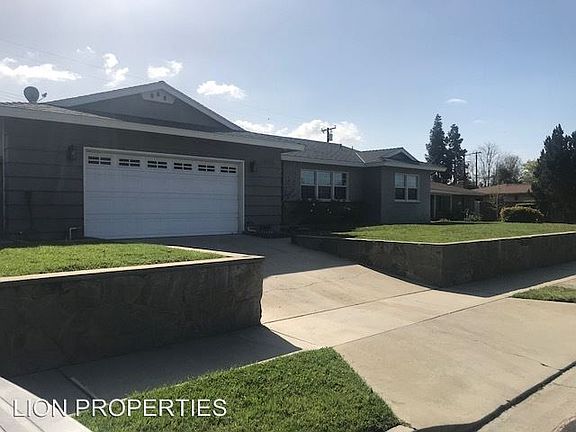 2nd image of 15058 Lowe Dr