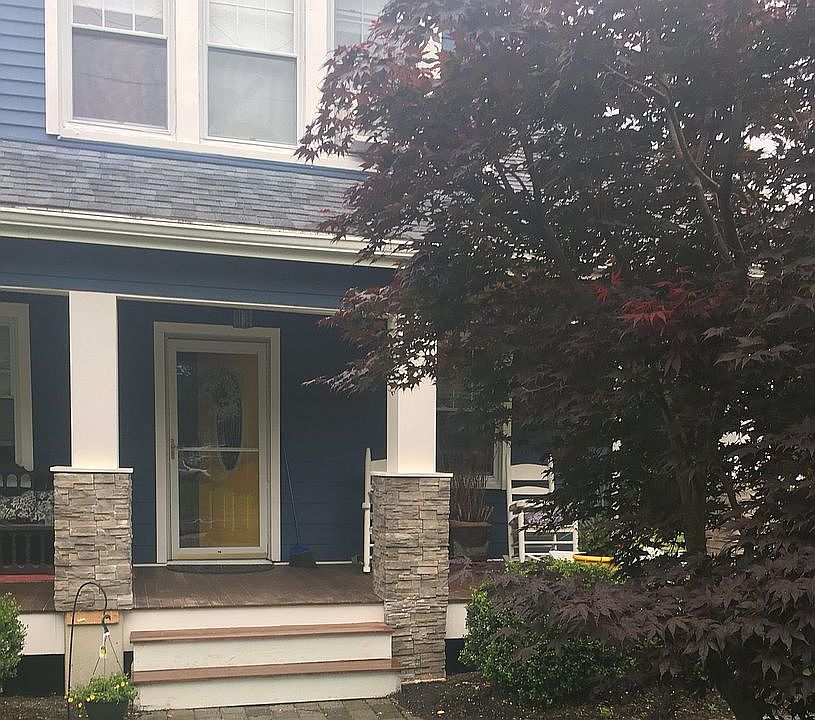 1st image of 430 W Park Ave