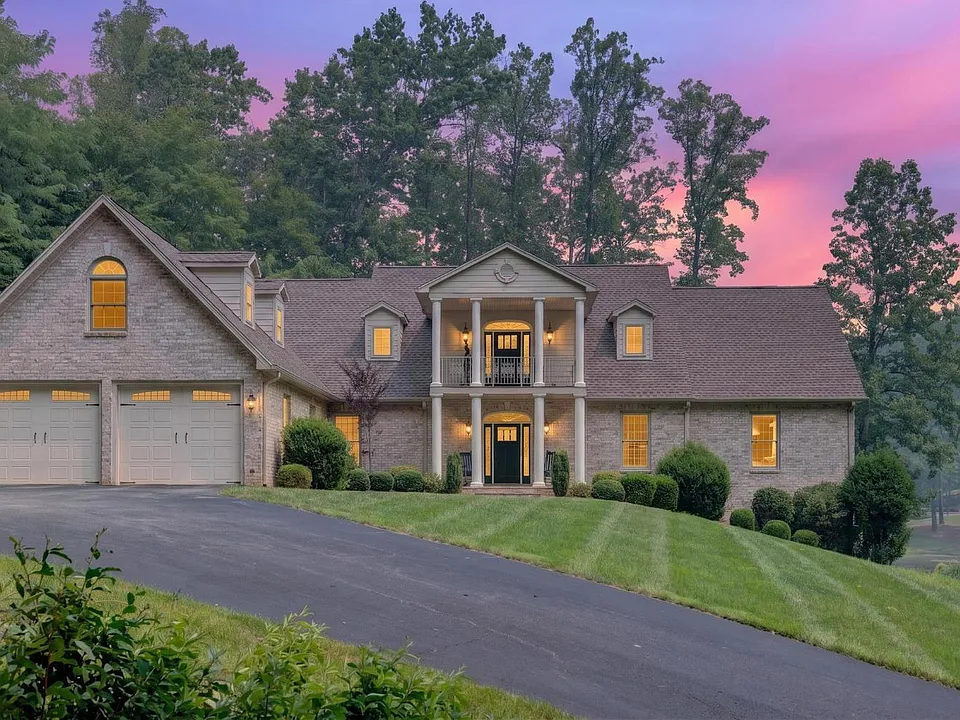 237 Golf Course Trl