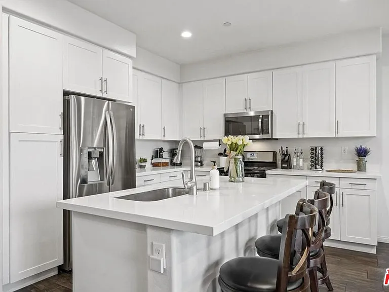 4720 E Washington Ave — Photo 15