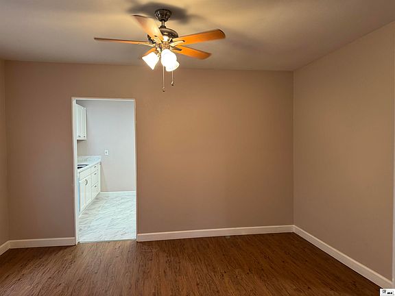 4th image of 176 Hamm St