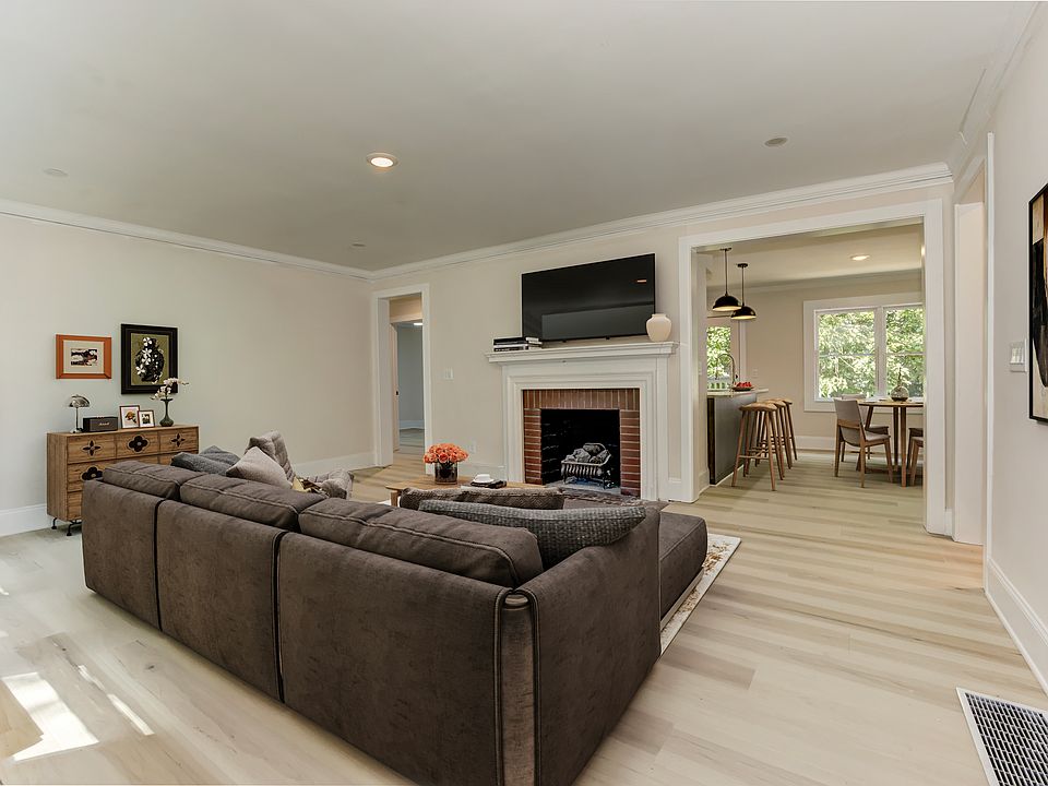 1st image of 83 26th St NW