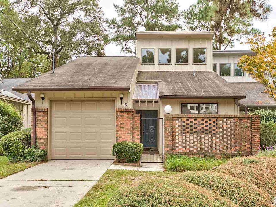 1st image of 175 NE Villas Ct
