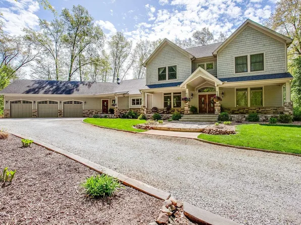 10424 Douglas Rd, Osceola, IN 46561