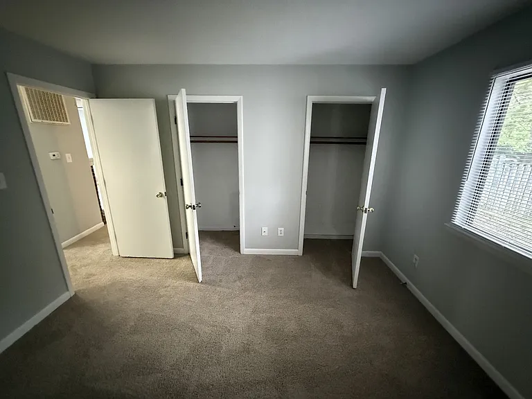 4554 N New Hope Rd — Photo 6