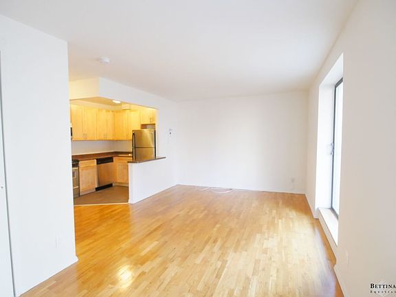 4th image of 241 E 86th St APT 8D