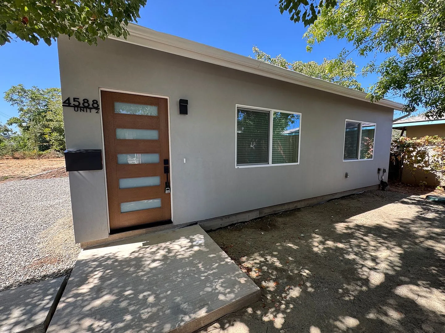 Brand-New Modern Home Near Sac State Washer & Dryer Included! — Photo 1