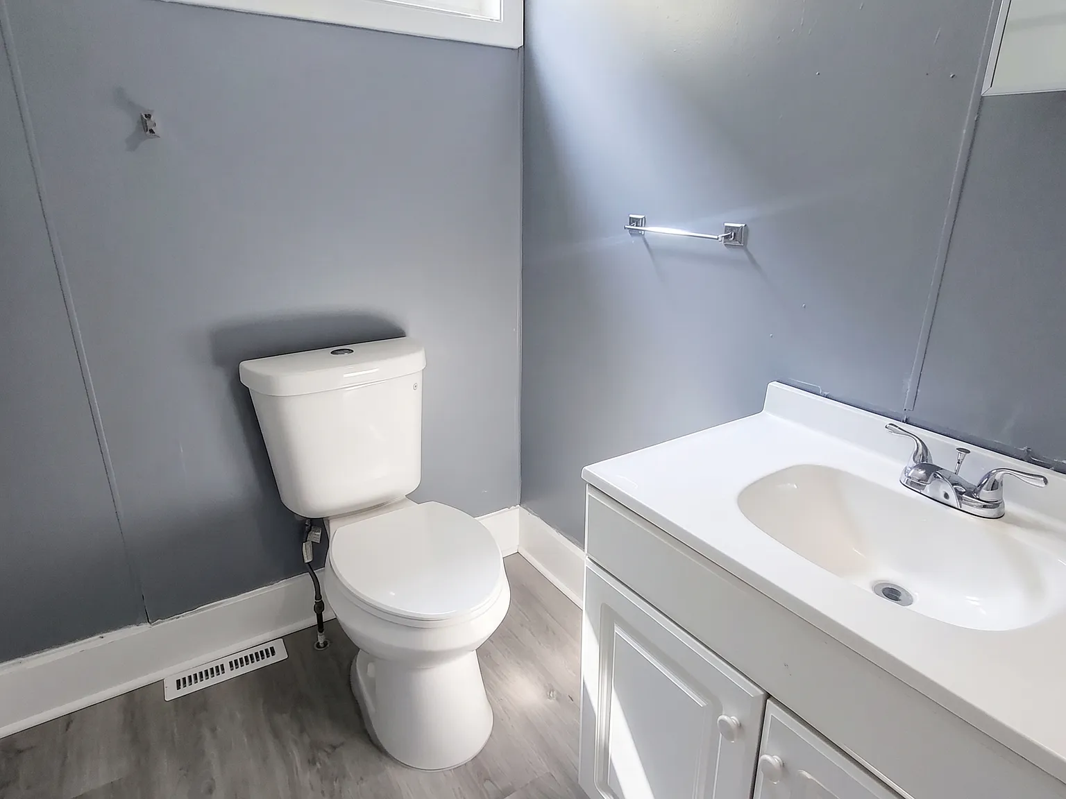 3 bed, 1000 sqft, $875 — Photo 4