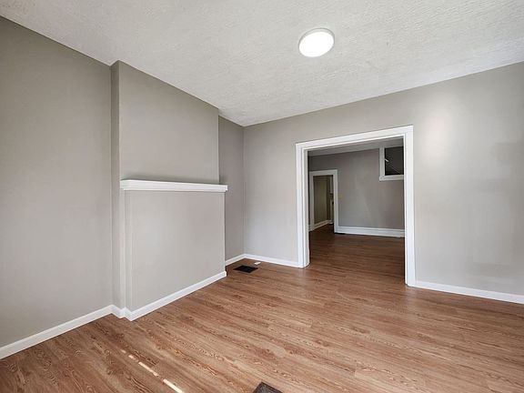 5th image of 363 Midland Ave