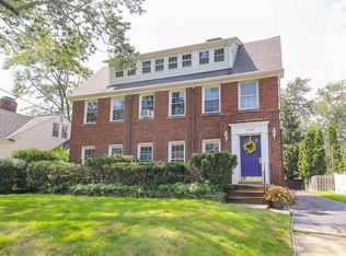 1520 Oakmount Rd, South Euclid, OH 44121