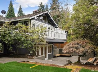 8275 Merrimount Dr, Mercer Island, WA 98040