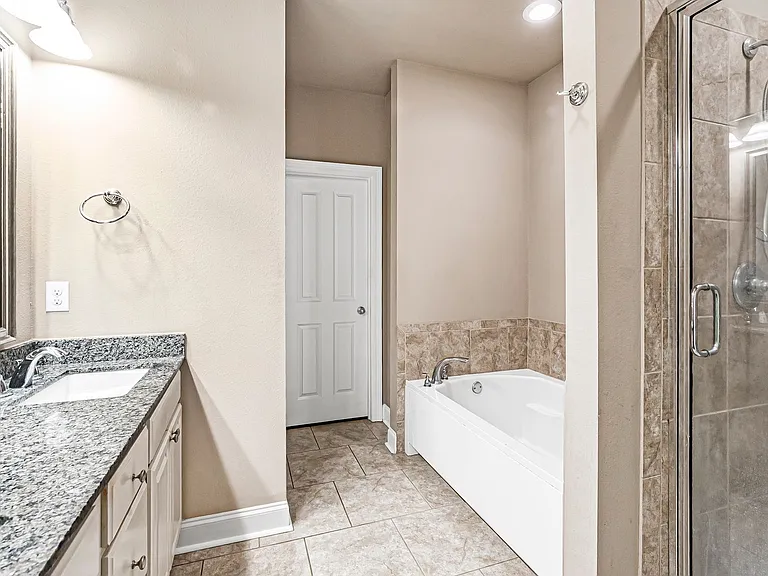 18177 Pinehurst Dr — Photo 13