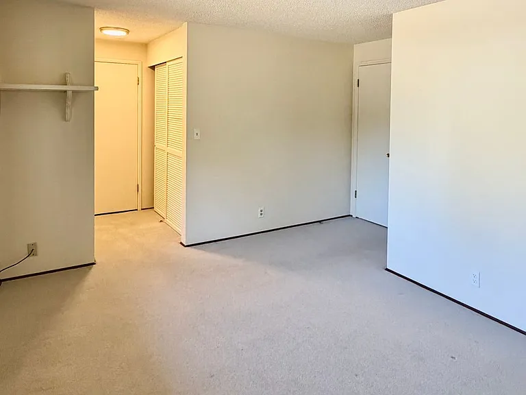16508 NE 19th Pl — Photo 12