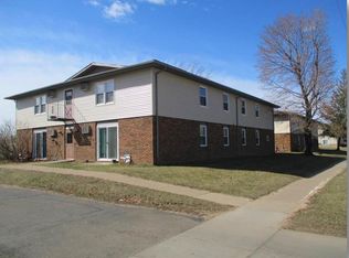 2511 Golf Rd #5, Eau Claire, WI 54701