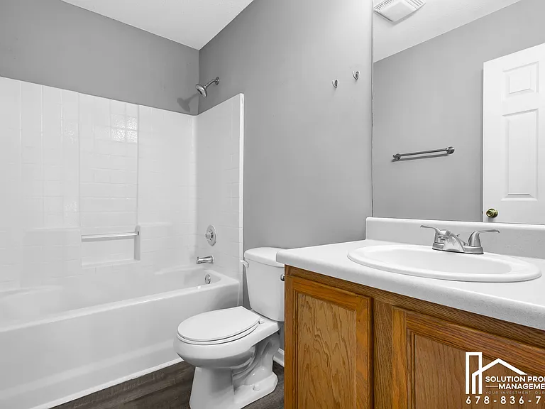 141 Madison Pl — Photo 17