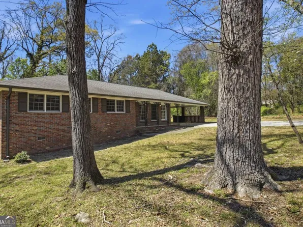 2529 Britt Rd, Snellville, GA 30078