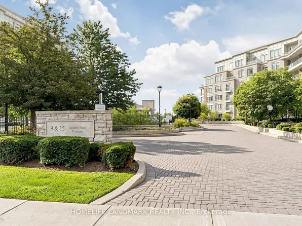 15 Stollery Pond Cres #507, Markham, ON L6C 0Y4