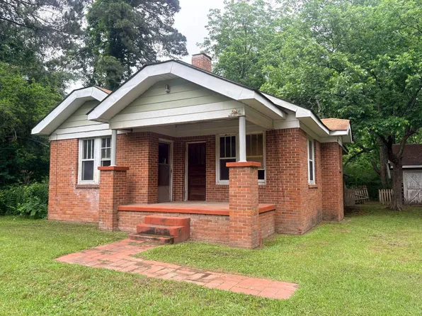 1911 Allen Ln, Texarkana, TX 75501