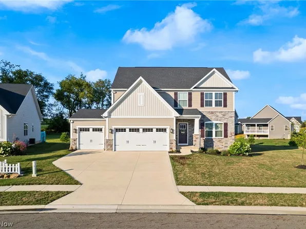 1325 Fountain View St NE, Canton, OH 44721