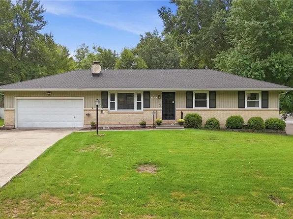 1901 NE 51st Ter, Kansas City, MO 64118