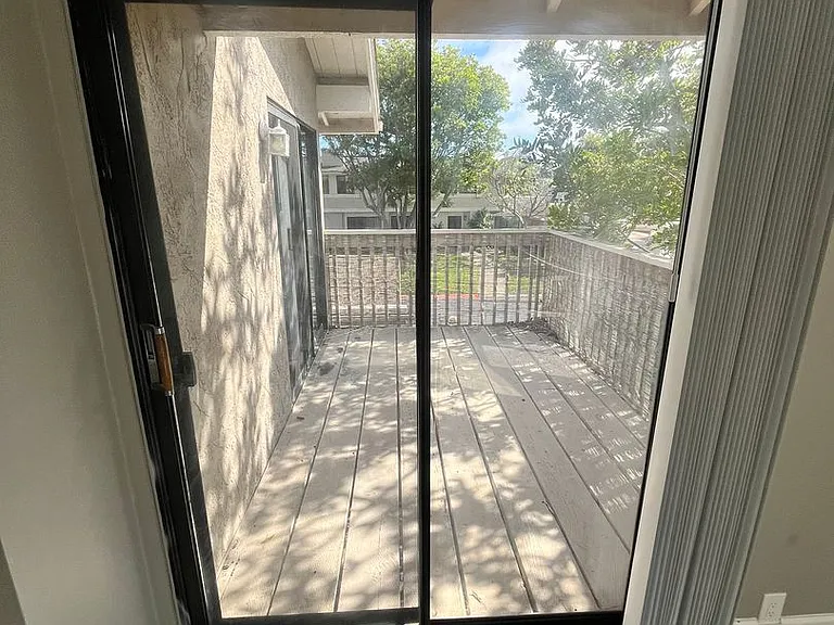 8126 Camino Tranquilo — Photo 24