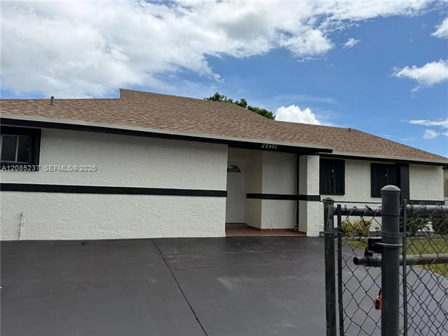 20591 SW 124th Ct # 20591, Miami, FL 33177 — Photo 4
