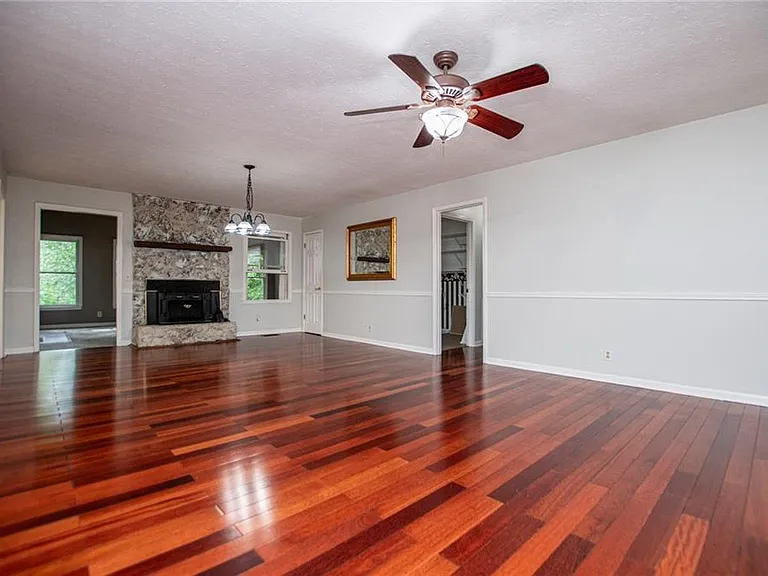 1499 Stonington Ct — Photo 7