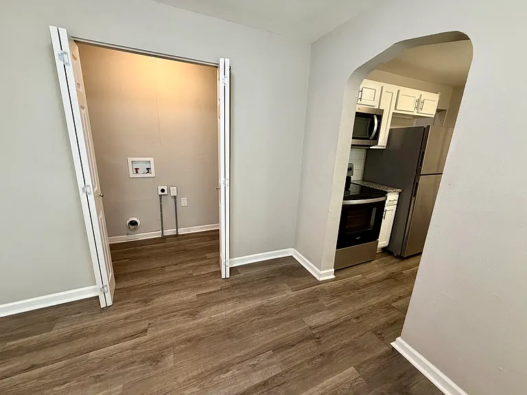 815 E Albert Ave — Photo 8