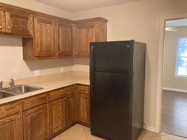 310 Westview Ln — Photo 8