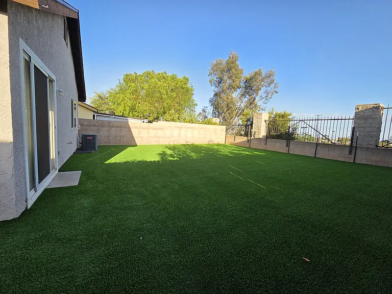 22961 Chambray Dr — Photo 15