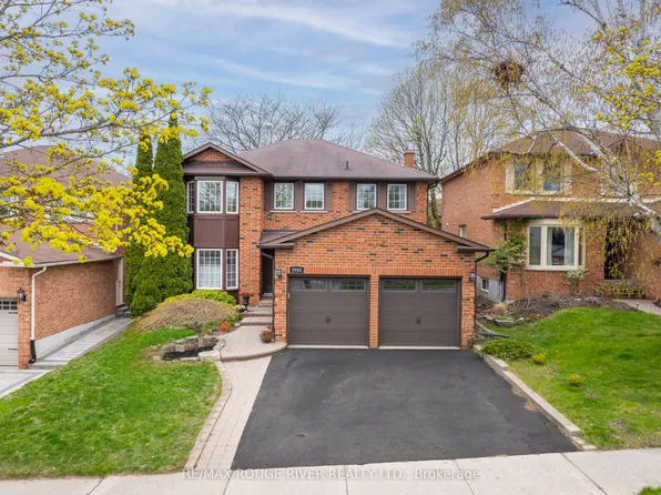 2052 Lynn Heights Dr, Pickering, ON L1X 1N8