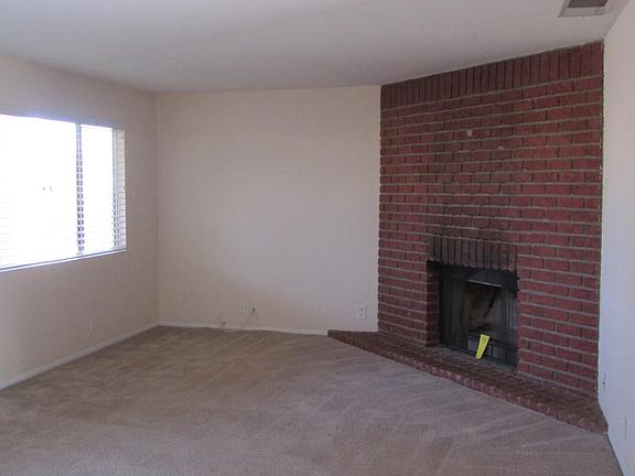 3rd image of 14001 Live Oak St