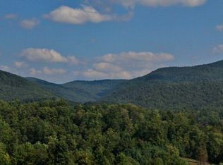 242 Ridgeview Dr, Mountain City, TN 37683