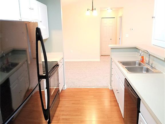 4th image of 3402 Lenox Village Dr Unit 240