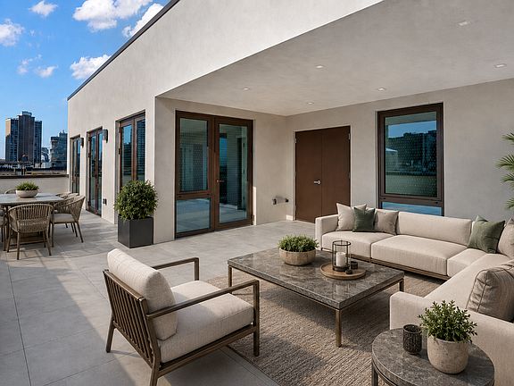 4th image of 563 W 170th St #Penthouse 8a