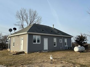 21527 165th St, Birmingham, IA 52535