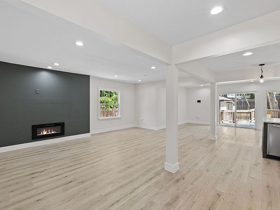 2nd image of 1804 Northwood Rd