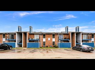 ROCHELLE PLACE, Irving, TX 75062