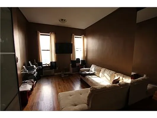 Rented by Douglas Elliman | media 20