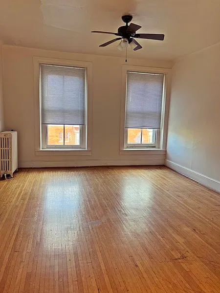 2 bed, $1,095 — Photo 2