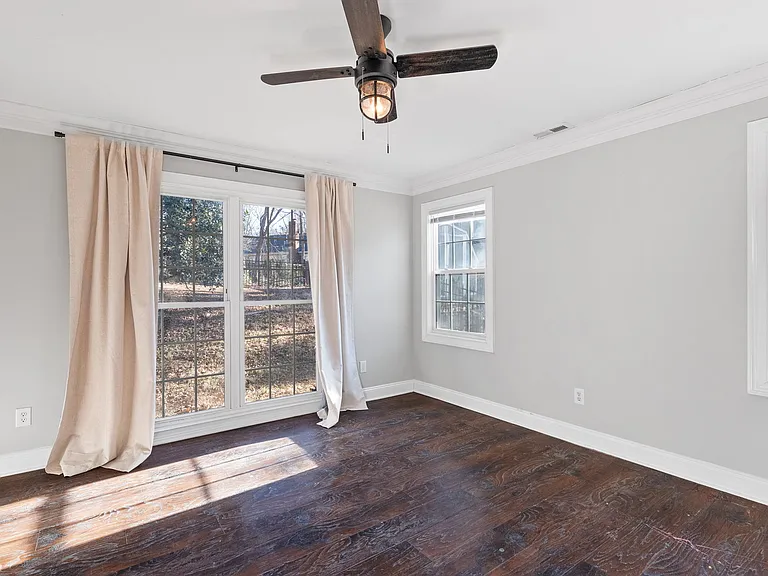 Blythwood Ln — Photo 10