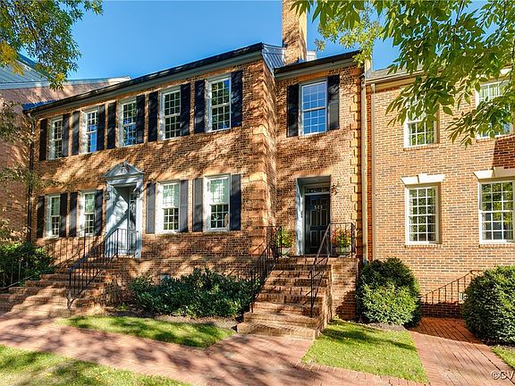 4th image of 523 Saint Albans Way #4