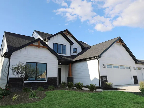 13467 Copper Strike Pass, Fort Wayne, IN 46845