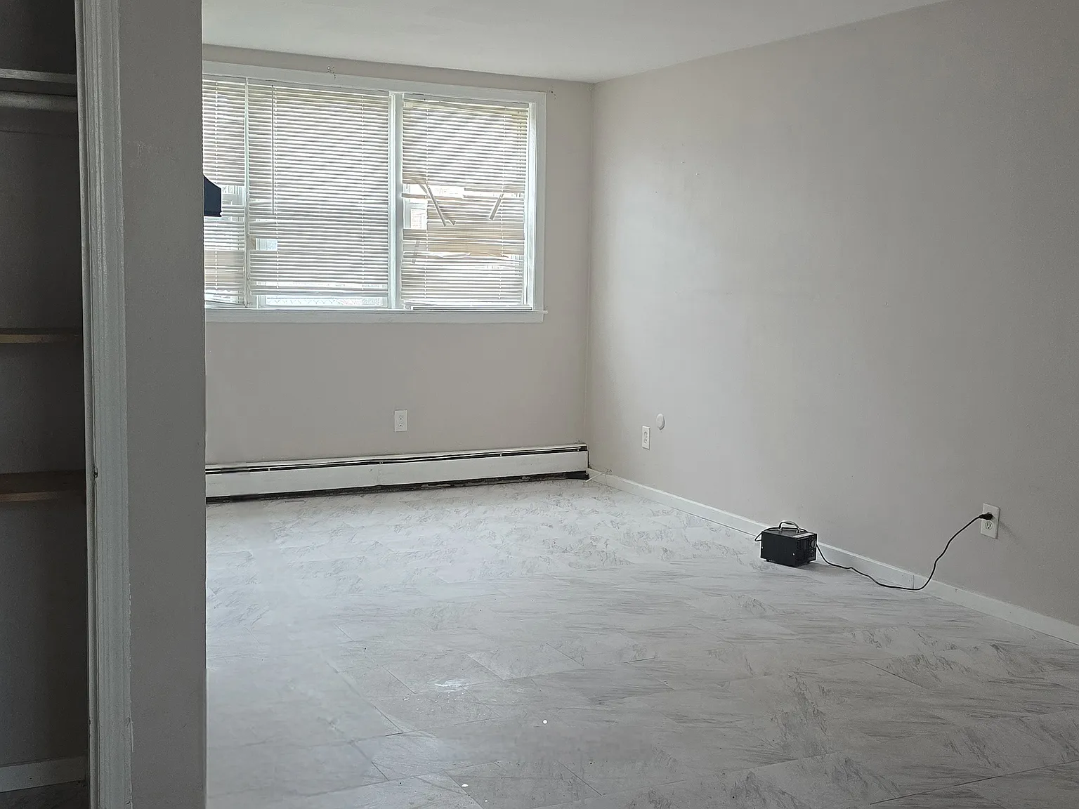 2 bed, 800 sqft, $1,695 — Photo 4