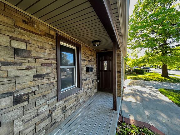 2nd image of 618 Morningside Dr