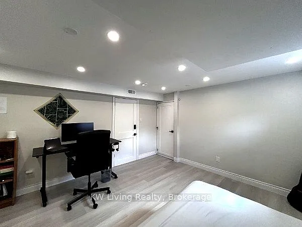 Building Photo - 31 Bowerbank Dr #B2